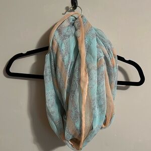 German Infinity Scarf